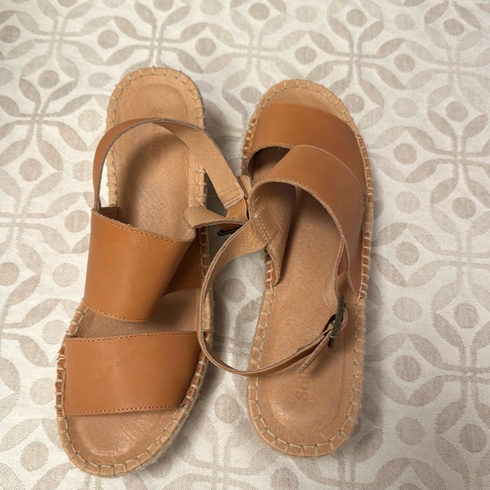Soludos Camel Espadrille Wedges Sandals Leather Tan Open Toe Adj Buckle size 9